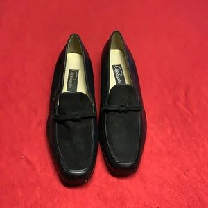 Cappagallo black flat leather and Swede loafers size 9.5 M worn twice